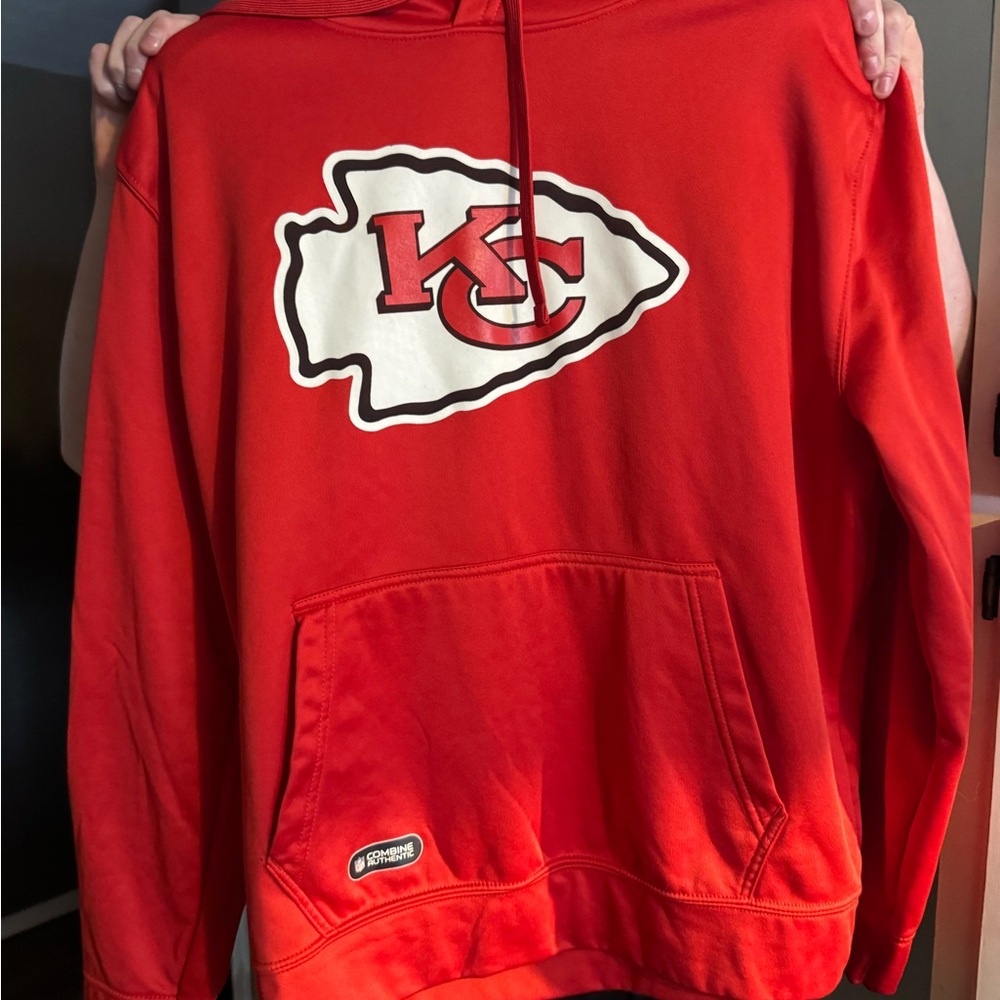 Kansas City Chiefs Size Large Hoodie